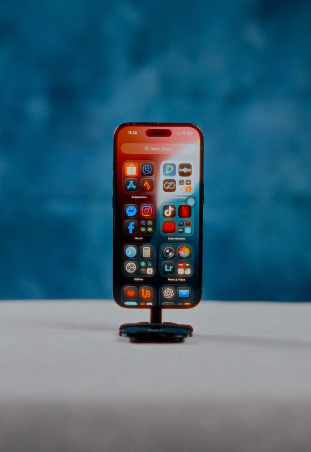 TNW Magnetic Phone Stand.  #phonestand #magneticphoneholder #magsafe #tnw 