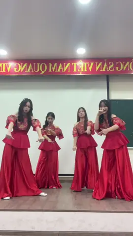Ko bt miêu tả:)) #xh#quanoisaudemnay#vannghe#dance 