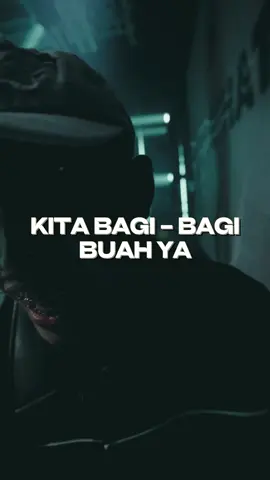 tersedia berbagai macam buah
