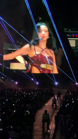 Jump in Bangkok day 1 😭#bp_dinny🤍 #BLACKPINK #BLINK #fst♡ 