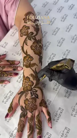 1.	🌸 سحر الحنّة… نقش يروي حكاية الجمال الأصيل#الكويت🇰🇼 #فوزيانا #فوزيانا_اصل_نقش_الحنا #صالون #حنه 