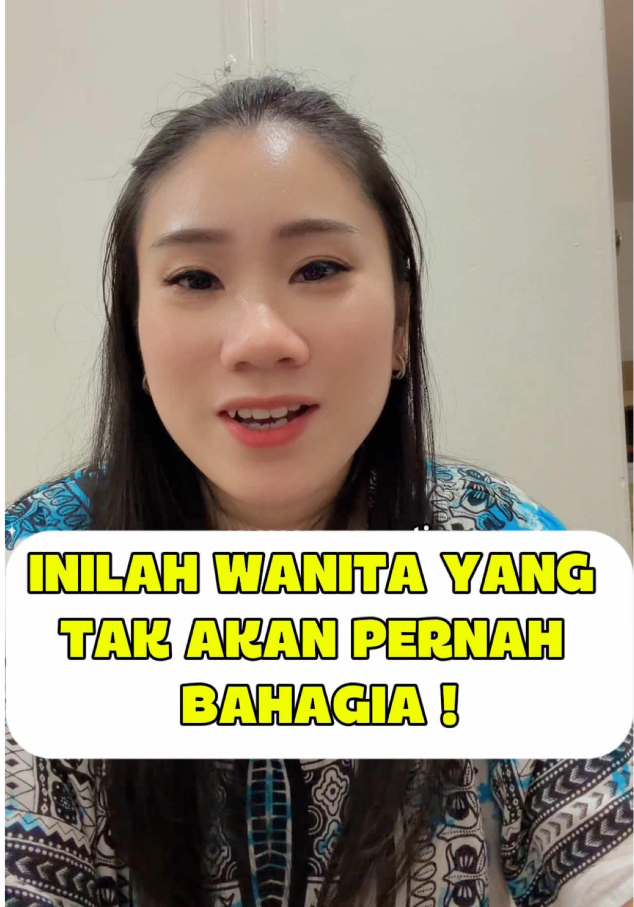 Tonton sampai akhir… kamu akan paham kenapa sebagian wanita tak pernah tenang. #KehidupanWanita #RenunganHidup #MotivasiWanita #KebahagiaanSejati #SelfLove     