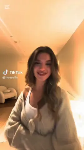 Yekte anam yekteee//video tutsun ilk videoomm✨@Sıla Dündar #keşfetteyizzz #keşfetol #keşfetedüş #keşfetbeniöneçıkar #fypシ゚ 