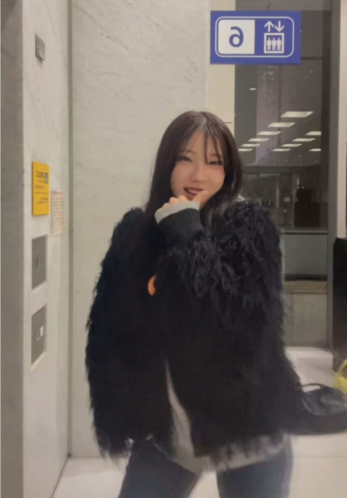 これ何語の曲なの？、#fyp #おすすめ #dancechallenge #OOTD @みちゃと @(20) @ちゃんいろ 