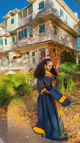 Beautiful dress by @Rozitaa ❤️🙏