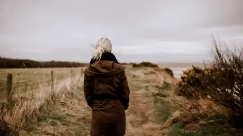 #ၽဵင်းၵႂၢမ်းဝၢၼ်ႁူ