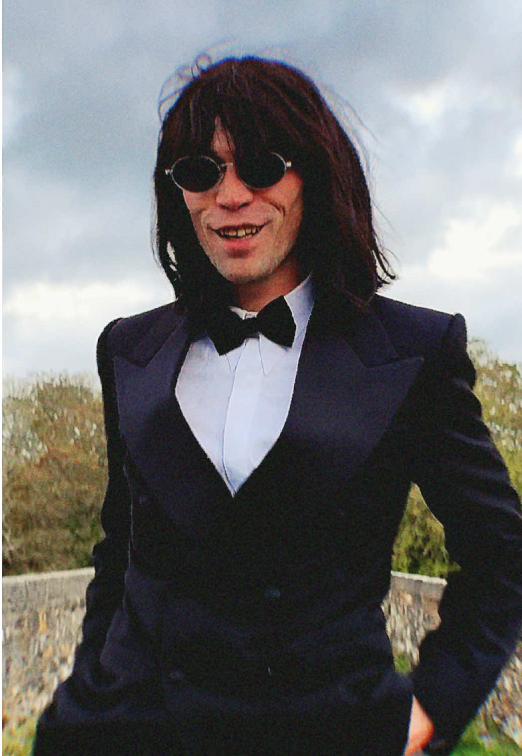 The moment has finally come. I love you all. Words simply cannot explain. I am obsessed with you all to a very, very concerning degree. I am also obsessed with this music video. Everyone give a round of applause to John, who has come such a long way... he did a wonderful job on this video. Wayuwanna is all about moving your body. It is about the way you want to feel me tonight. The FULL video is available on my other channels 🤪 Until then I will post the video in parts on here. Lift someone up today !!!!!! Know that I am there. Watching. Somewhere. Very closely. 😜 WAYUWANNA Part 1!!! Huge thank you to!! @floriangouello my French BEAST of a music producer!! Jules de Gasperis for the gorgeous mix!! Howie Weinberg the mastering magician!! Brandon Staniford for the delectable artwork!!! #mrfantasy #wayuwanna #newmusic #newmusicfriday 