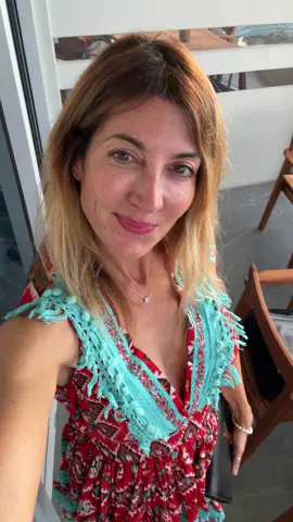 I feel sweet even if I’m not 🤣🤣🤣dress @Antica sartoria Positano ❤️❤️❤️I#modaitaliana🇮🇹 #fashiontiktok #viralvideo🔥 #mystyle#sweets 