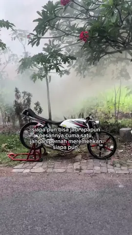 nek sek isok ngerasakno loro dadi gausah ngeremehno uwong bolo🙏🏻😊. #dimasrm57 #glarshaka  #TikTokRewards 