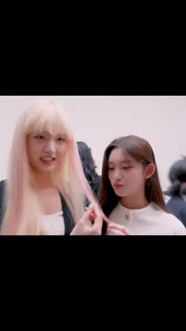 どっちも妹に見えるㅋㅋㅋㅋㅋㅋ　#liz #leeseo 