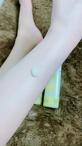 Lotion Tripledosis+++ BPOM aman dipakai setiap hari! Formulanya bikin kulit cerah dan merata tanpa pengelupasan. Cocok untuk semua jenis kulit!