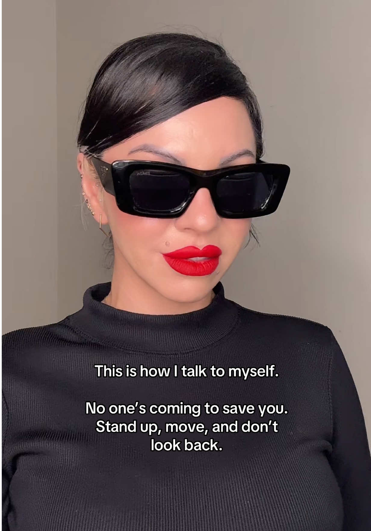You know that lyric, “I’d catch you if you fall”? Yeah, well, no one ever did. So now I look in the mirror and say it to myself. Because no one’s coming. And if I’m falling, I’m catching me. #femalepower #mirrorpepTalk #selfrescue #darkfeminineenergy #emotionalresilience