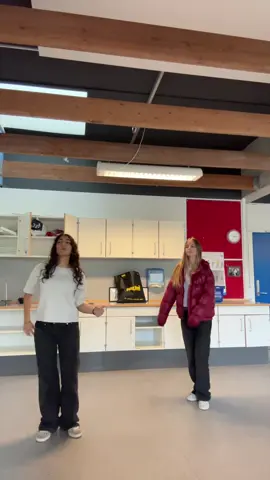 god fredag❤️@Nikooo♥️ @almaa❤️ #kinderduo #fyp #skole