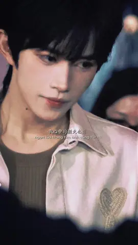 Cái vibe nó Hồng Kông, nó điện ảnh, nó boyfriend material gì đâu😭 +1 hình nền điện thoại #HoàngTinh #HuangXing #HoangTinh #eilothuang #黄星 #desiretheseries #desire4 @eliot_huang  Hoàng Tinh - AHA HFP