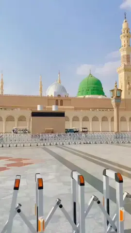 #Madina Munawar madinah munawra Madinah, the City of the Prophet, shines bright A beacon of faith, where Islam's history takes flight The Masjid an-Nabawi, a mosque of grandeur and might Where the Prophet Muhammad's tomb is a sacred sight The city's streets are lined with date palms, green and tall A tranquil oasis, where faith and peace enthrall Madinah's rich history and heritage are palpable and realMadinah's rich history and heritage are palpable and real A place where Muslims from all over the world come to feel The city's warm hospitality and welcoming smile Make it a place of pilgrimage, worth traveling a long while #plztiktokteamdontunderviewmyvideos #foryoupage#1millonviews 