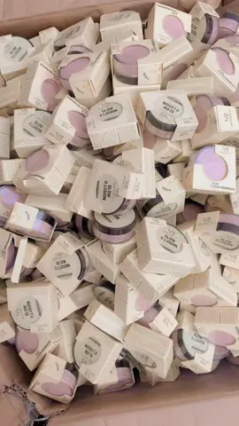 face powder #makeup #business #trending #million #lipstick 