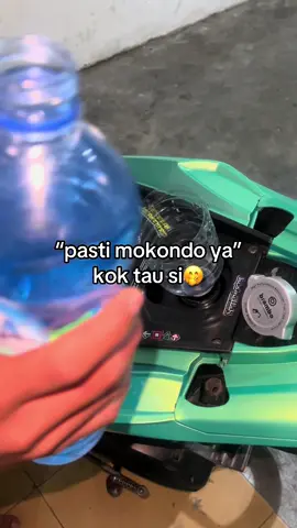 setiap hari sekolah pp -+ 3 literan di kali 55 ribu itung aja sendiri udh berapa sebulan 🤭🤭#variomodifikasi #mokondooo😭🤮 