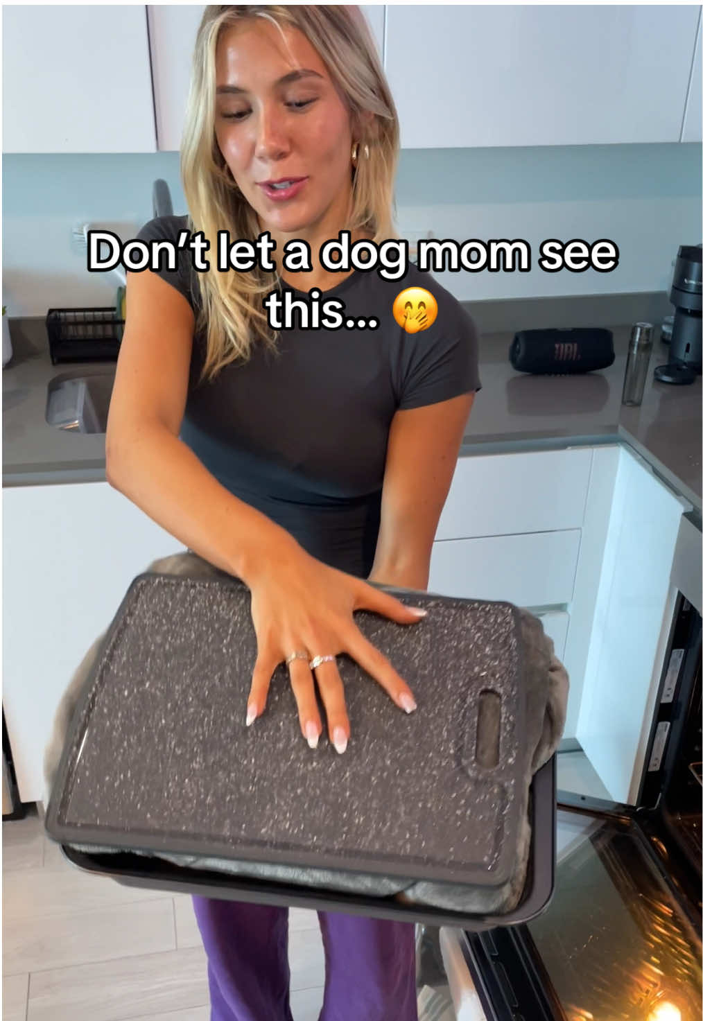 Send this to a dog mom 🤭 #dogs #dogmom #christmas #pets #dog 