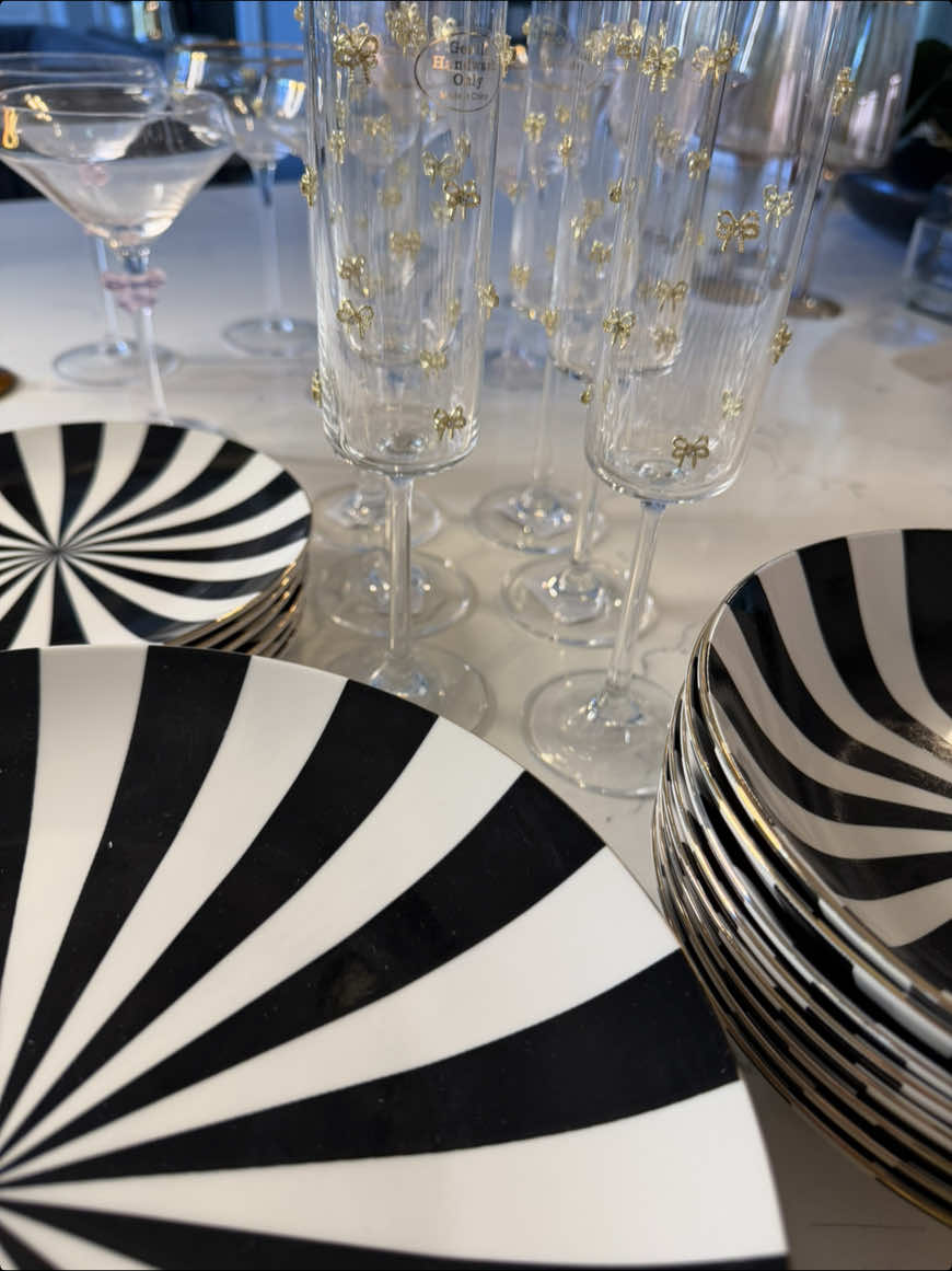 I’m not going to lie.  As a boy mom my main concern is making sure the paper plates stay in the house. 😂 But as a grown woman and someone who adores luxury this truly fulfills me 🥰 #glassware #blackgirlluxury 