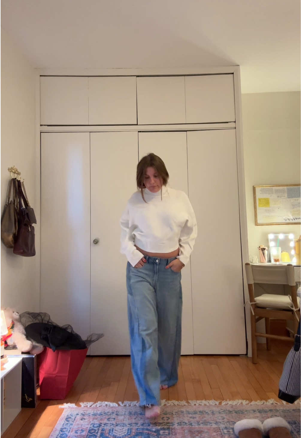 Living out my funky mom dreams with this sweater #foryou #tts #tiktokshop #fallfashion #outfit 