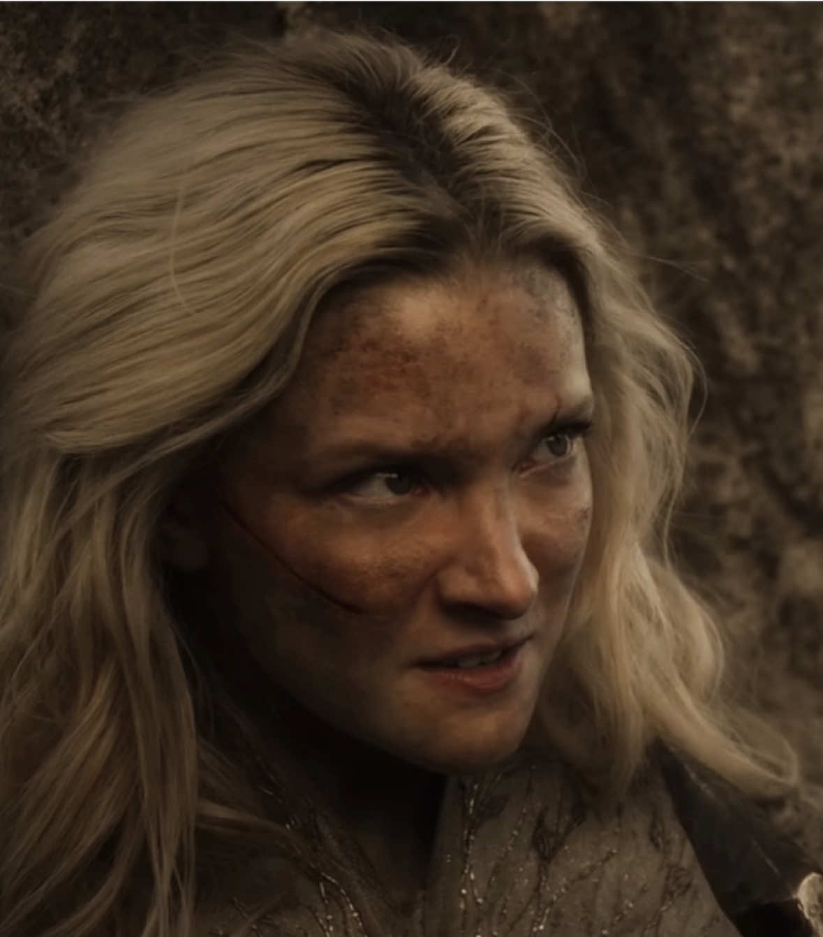 И так не попадет  #theringsofpower #annatar #sauron #galadriel #lotr 