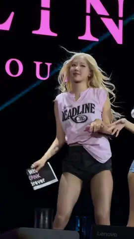 Rockstar version #ROSÉ #BLACKPINK #LISA #ROCKSTAR #DEADLINE_IN_BANGKOK 