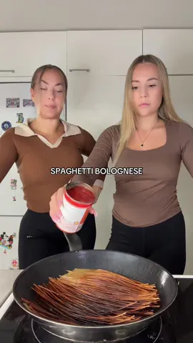 Spaghetti bolognese #bolognese #spagetti #italianfood #cookwithme #готовка 