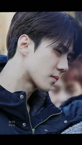 miễn là người cầm điện thoại chụp kphai ẻm =))))))) #sehun #exo #exol #CapCut #fyp  