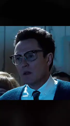 esse homem construíu um banker  para sua família #dicasdefilmes #filme #filmesnetflix #movie 