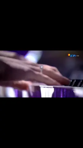 Zarqeel bawain lagunya keysa, so pround of you gaes, keren banget 🥰 #sctvaward2025 #aqeelacalista #zarqeel