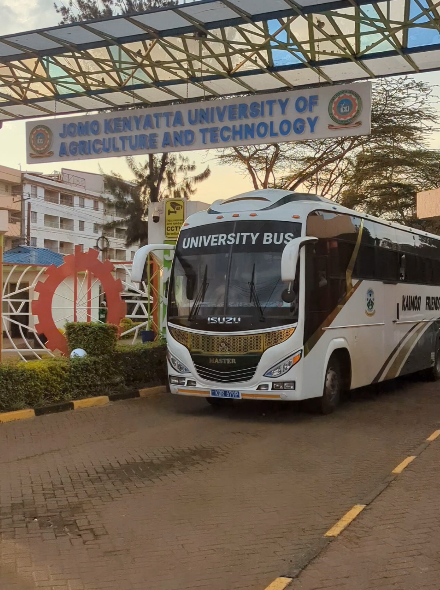 #kaimosifriendsuniversity #jkuat #summit #fyp #isuzu 