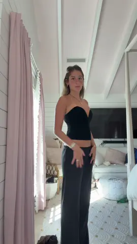 All linked in my revolve favs in my bio #revolvegifting 