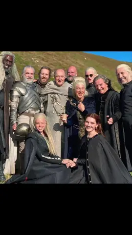 اشتقت للموسم الاول 😣😣 #houseofthedragon #هاوس_اوف_دراغون #rhaenyratargaryen #السود #fypシ 