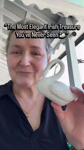 These elegant Belleek porcelain swans are the perfect blend of Irish craftsmanship and timeless beauty. Their delicate hand-finished details and luminous glaze make them a standout treasure for any collection or display. Graceful, rare, and ready to bring a touch of sophistication into your home. Available now on my website ✨ #themarialvacollection #belleekporcelain #irishantiques #antiquecollectors #antiquedecor 