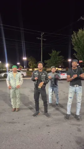 Aye this smooth 🙌🏽 #blowup #fyp #viral #linedance dc : @Mr_Trailride @Reseee @ghetto twins ‼️🤪 