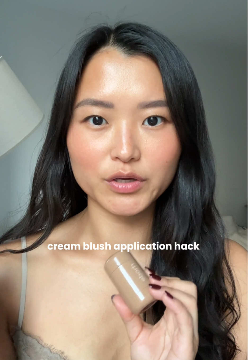 my cream blush application hack! hint: it’s in the palm of your hands. using my current favorite blush from @rhode skin :) —— #makeup #makeuphacks #naturalblush #makeuptip #rhode @sephora 