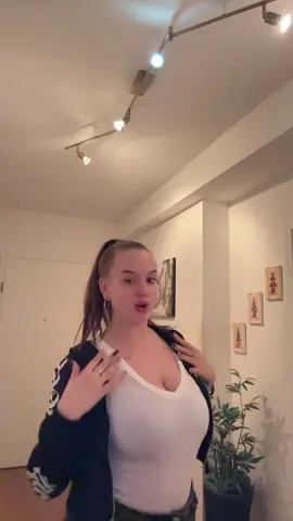 @Armando (DE) 💃🏻#electronicmusic #viral_video #technogirl #foryou 