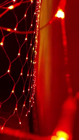 Yêu Tổ Quốc theo cách riêng của bạn!!! Đèn hình lá cờ Việt Nam 🇻🇳