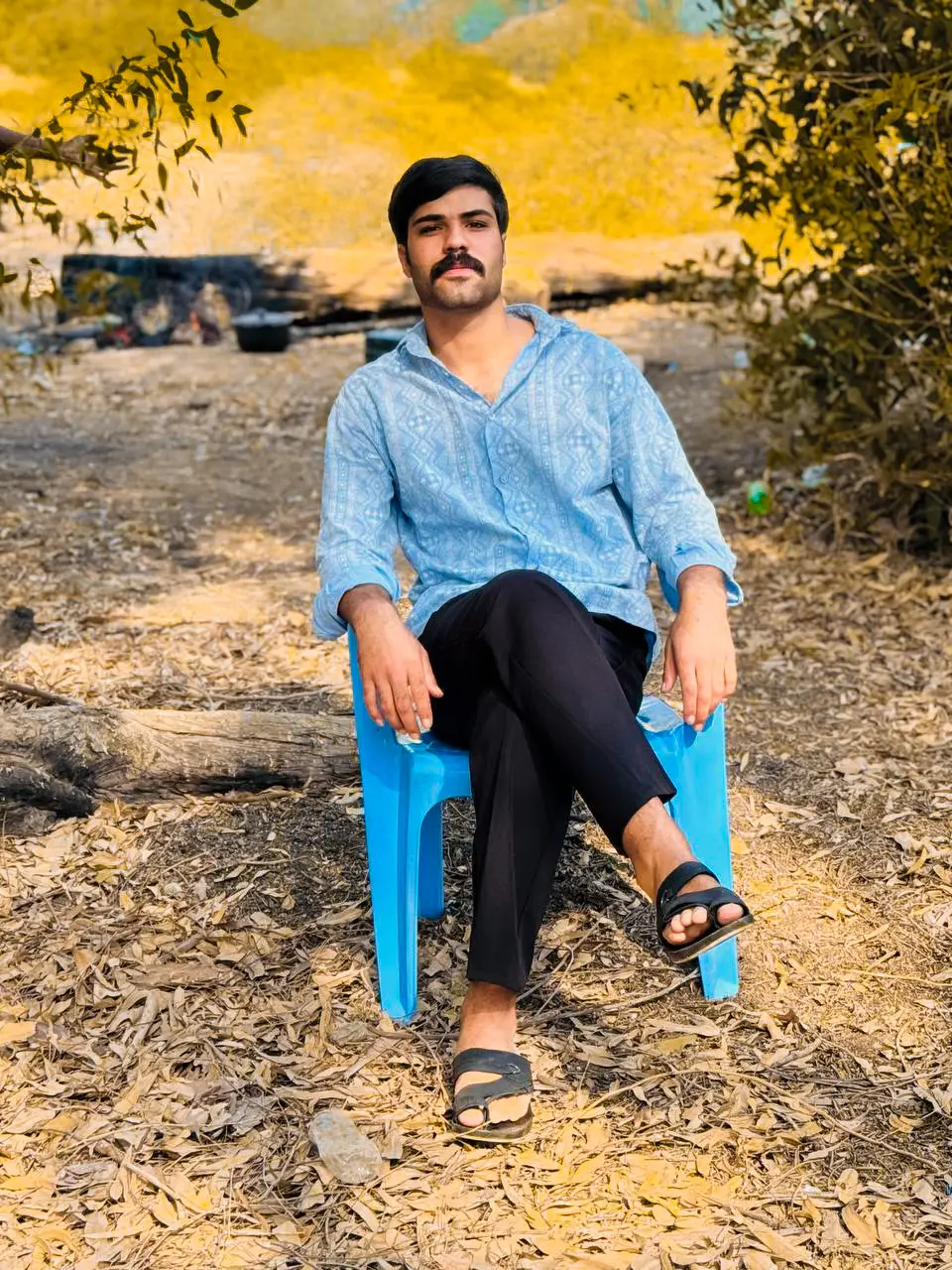 قد اخطائنا في حق أنفسنا حين ضننا ان كل القلوب تشبه قلوبنا🤷💜 #سفر  ##عاده_نشر_فيديو🔄  #سمير_صبيح  #funk  #funknocapcut 