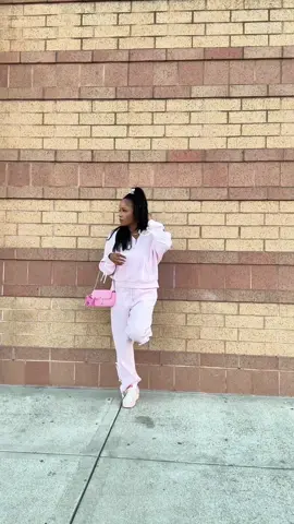 It’s a Fun Girl Fall and I’m busy being that girl 💕 When the weather starts to cool, I keep things cozy-cute — because in the fall, I wear PINK 💗 both the color and the brand! The fit is so flattering, the fabric’s crazy soft, and it’s perfect for warm days and cool nights. Whether I’m running errands, grabbing coffee, or lounging at home — these are my go-to fall transition pieces. @VSPINK  #vspartner #vspink #fungirlfall 