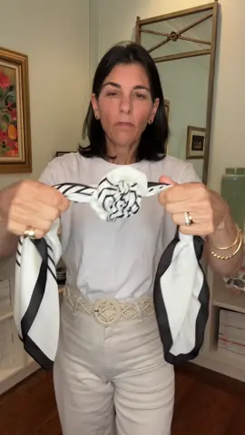 How to tie a rosette scarf #howto #scarf 