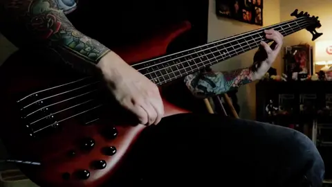 This one rips  #basstok #fyp #bassguitarist #LearnOnTikTok #fyp 