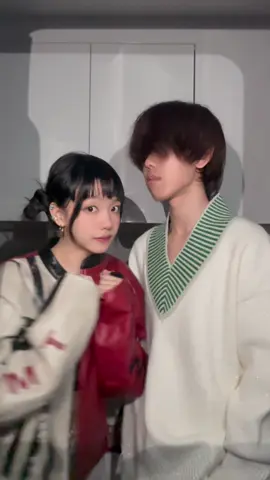 But my ramen’s mine!😋#kpopdemonhunters #zoey #cosplay #sajaboys #dance 