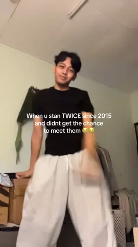 Please flying kiss SANA for me 😭😭  #twice_tiktok_official #twiceinkl #twiceinmalaysia #xyzabc #twicett 