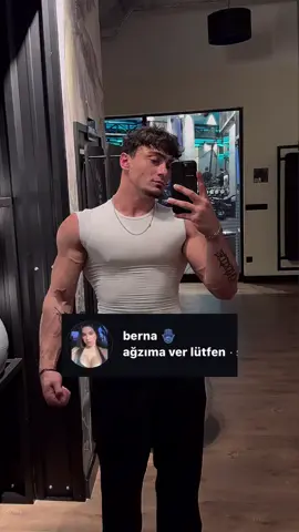 kizlar kaslı erkek sevmiyor aynen :⁠-⁠) #fyp #fyppppppppppppppppppppppp #kesfetteyiz 