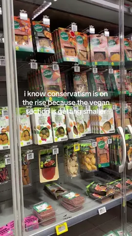 didn‘t think i‘d say this but i miss when veganism was trendy  #vegan#genz#conservatives#liberal#fy 