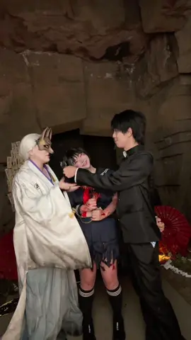 Based off the fan art by @T’rakk✨  Hinako: @Phoenix  Shu: @Treat 🍮  #silenthillf #silenthill #kotoyuki #hinako #foxmask 