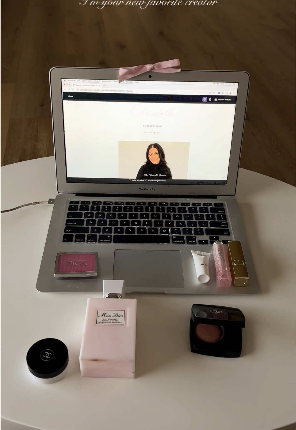 POV: I’m your new favorite creator 🥹🎀  #contentcreator #influencer #beauty #fashion #luxury 
