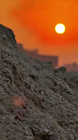 عمرك لا تسامح شخص باع عشرتك.. 🥀💔#قتباسات #عباراتكم #الفديو_موجود_بقناتي_تلكرام_بلبايو🦋💘 