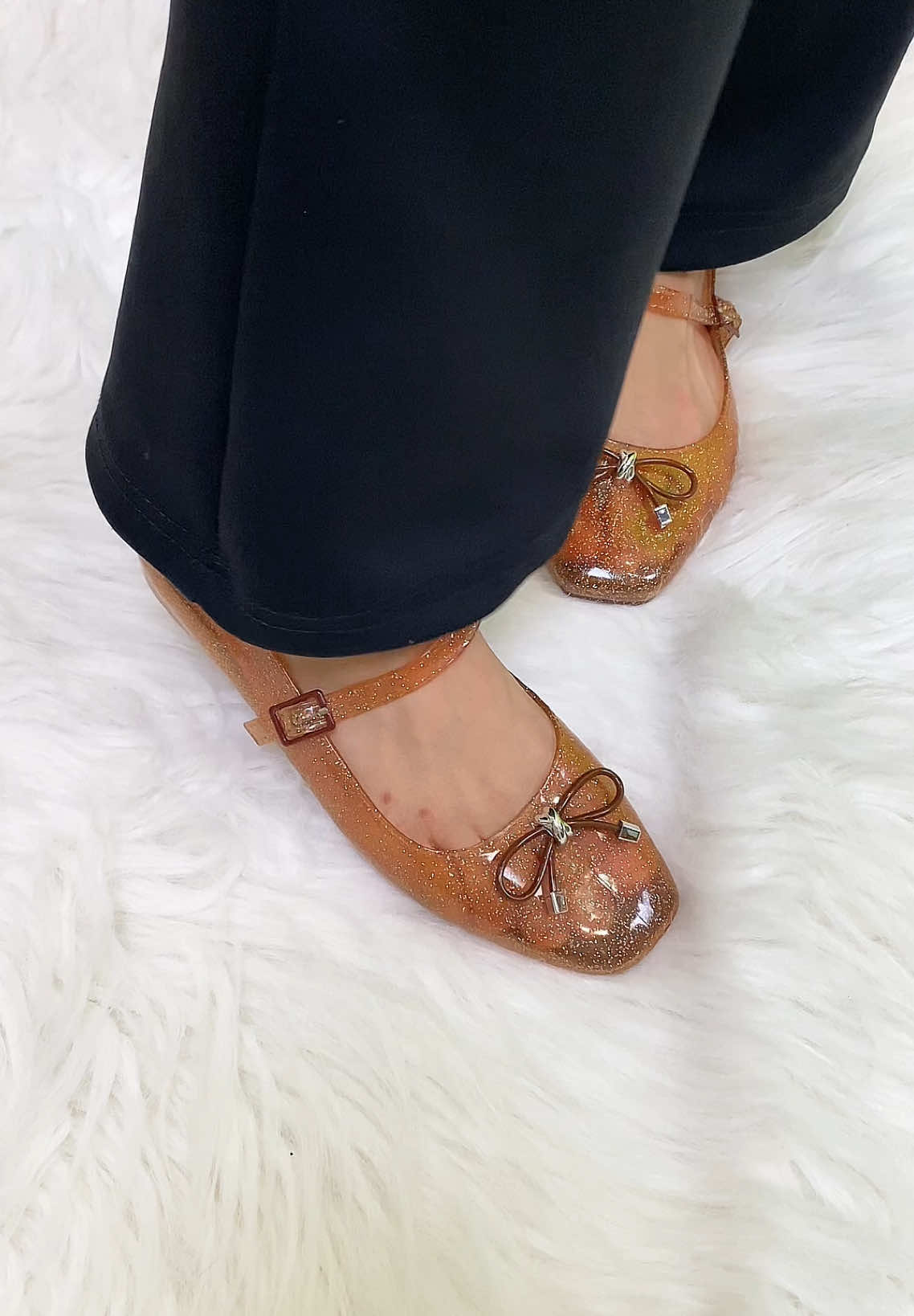 Cantik 😍#CapCut #sepatuwanita #porto #glitter #flatshoes 